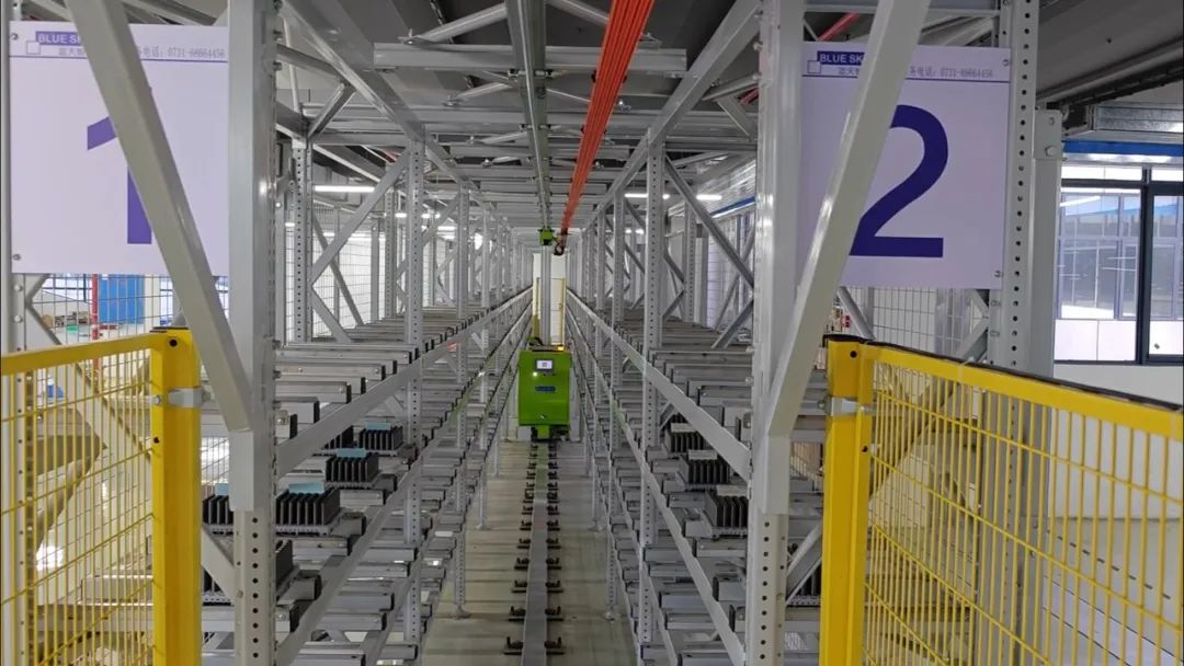 自動(dòng)化立體倉庫,立體倉庫,藍(lán)天智能,Miniload,堆垛機(jī),穿梭車
